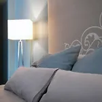 Gasthof Santa Monica Townhouse 4*