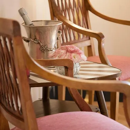 Santa Monica Townhouse Gasthof 4*