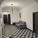Santa Monica Townhouse 4*