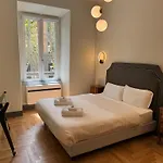 Santa Monica Townhouse 4*