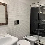 Santa Monica Townhouse 게스트하우스 4*