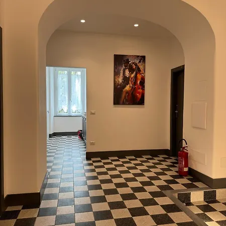 Santa Monica Townhouse Rom