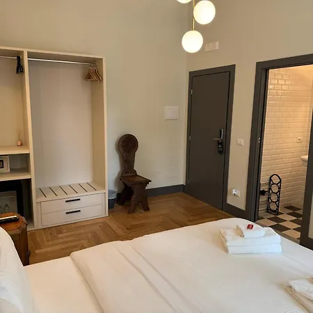 Santa Monica Townhouse 4* Rom