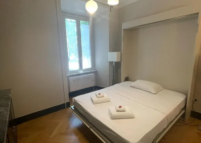 Santa Monica Townhouse Pensión 4*