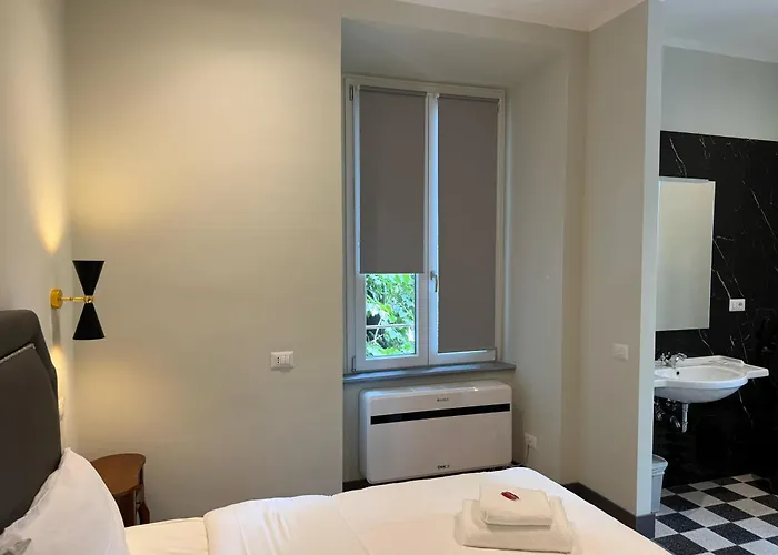 Pensión Santa Monica Townhouse 4*