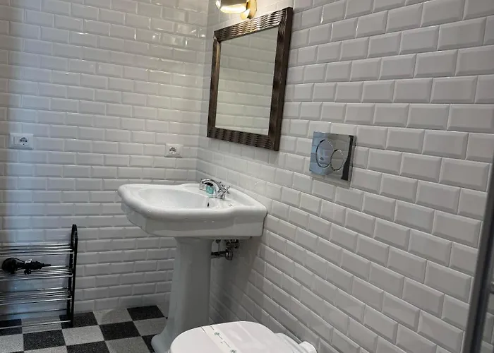 Pensión Santa Monica Townhouse 4*