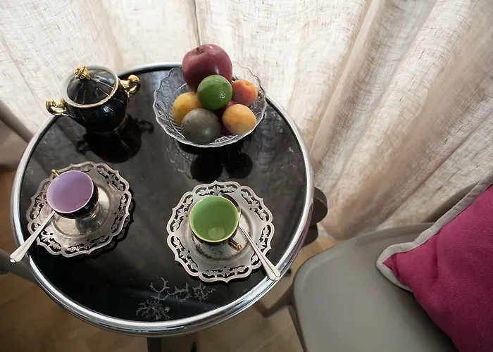 Santa Monica Townhouse 4*