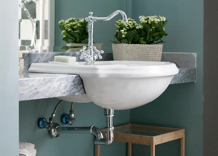 Santa Monica Townhouse 4*