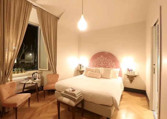 Santa Monica Townhouse Pensión 4*