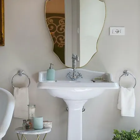 בית הארחה Santa Monica Townhouse 2*